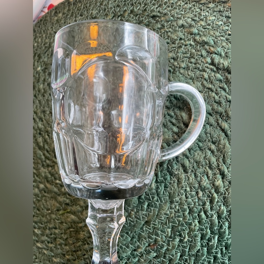 EUC 2 DIMPLED BEER MUGS/WINE GLASSES ON STEMS. - Picture 5 of 5